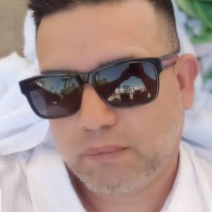 Meet your Posher, Rose